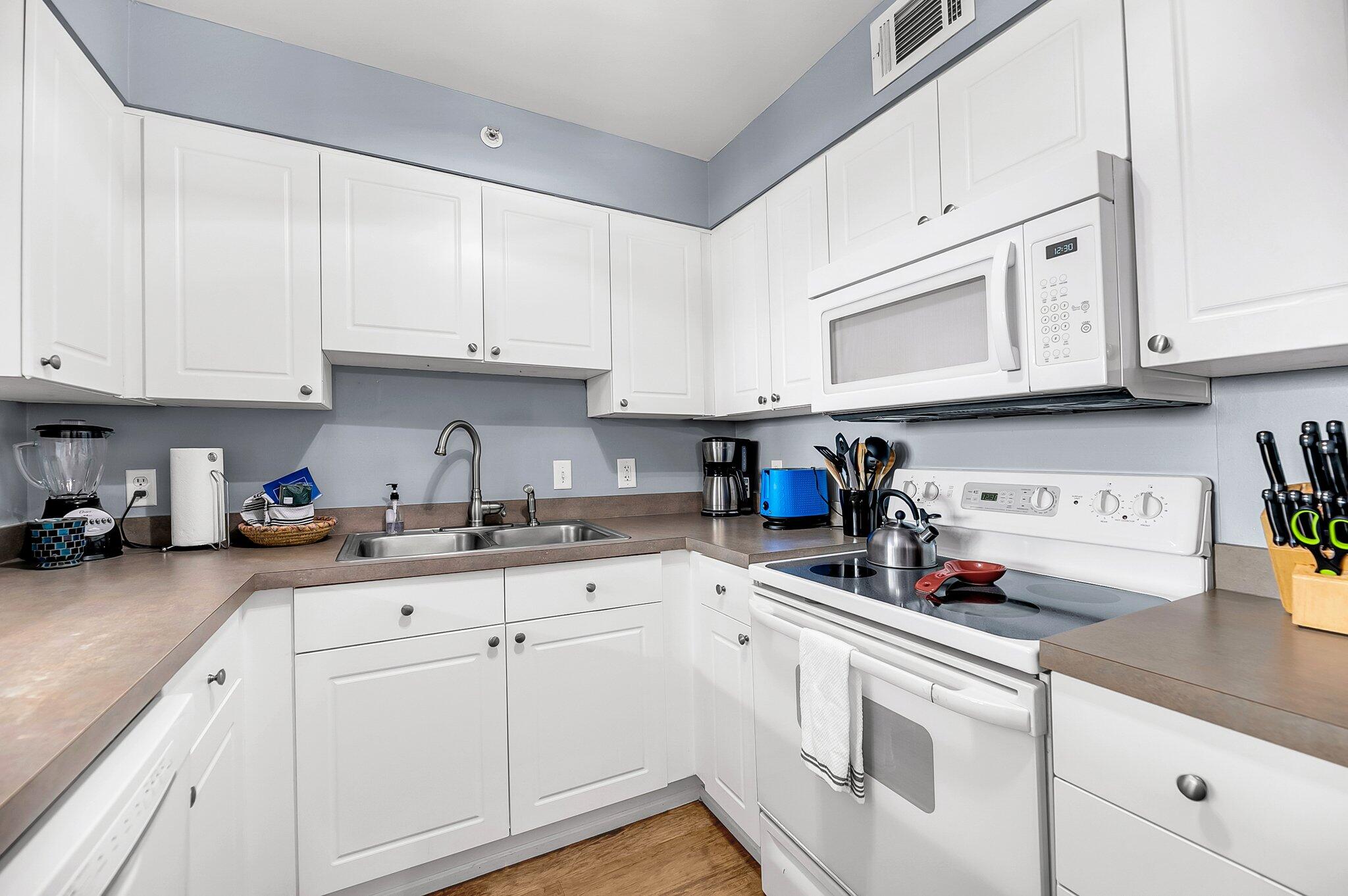 2395 Folly Road, Unit 4F Folly Beach, SC 29439 - Photo 10 of 31