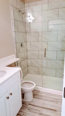 $1,200 | 1409 West Diversey Parkway, Unit 207, Chicago, IL 60614