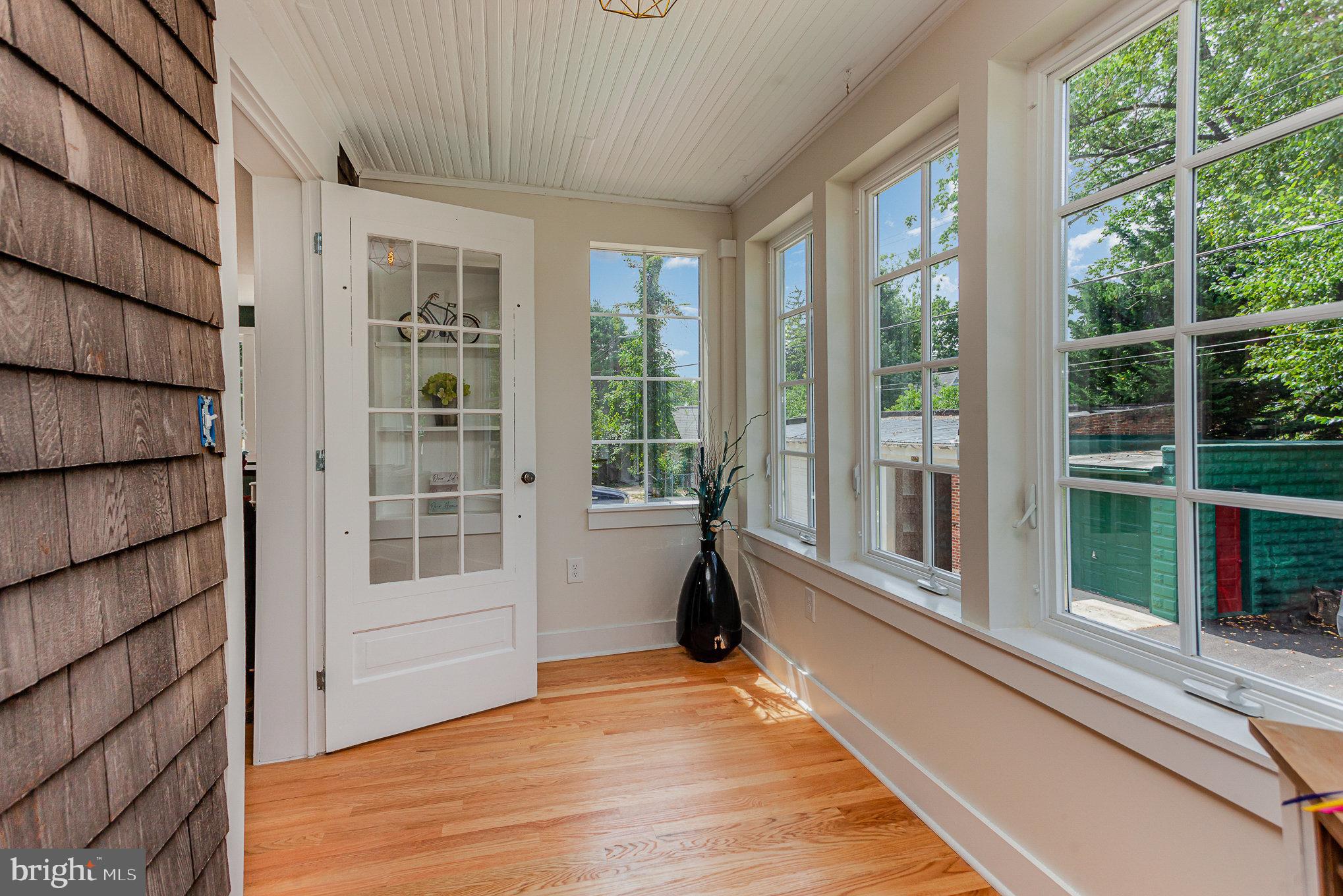 731 St Johns Road Baltimore, MD 21210 - Photo 20 of 53