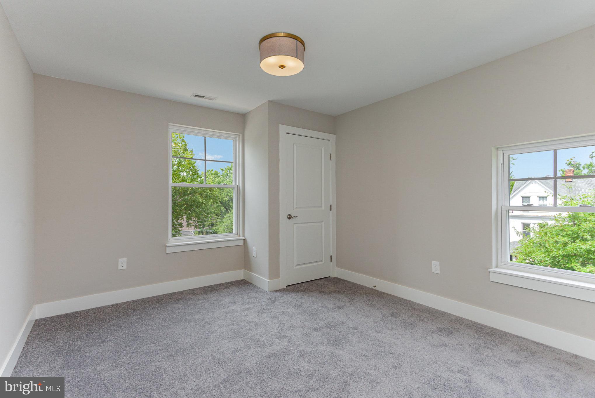 731 St Johns Road Baltimore, MD 21210 - Photo 31 of 53