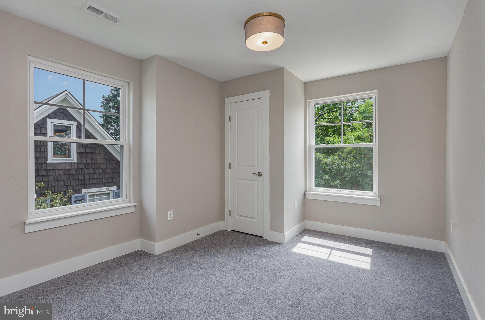 731 St Johns Road Baltimore, MD 21210 - Photo 32 of 53