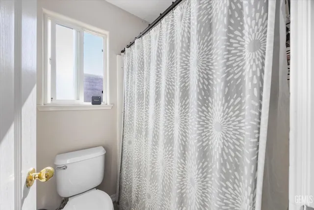 $435,000 | Undisclosed Address, Bakersfield, CA 93308