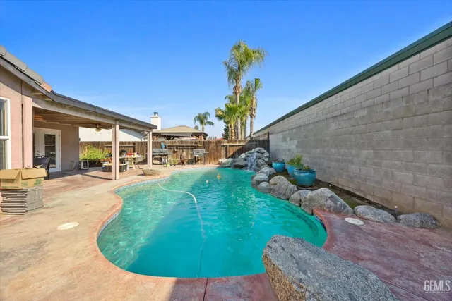 $435,000 | Undisclosed Address, Bakersfield, CA 93308