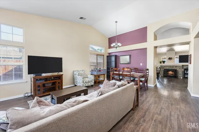 $435,000 | Undisclosed Address, Bakersfield, CA 93308
