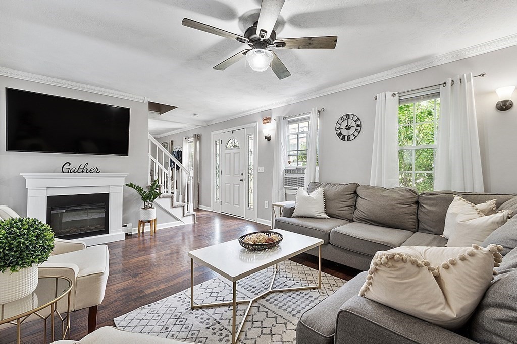 240 Acropolis Road Lowell, MA 01854 - Photo 2 of 22