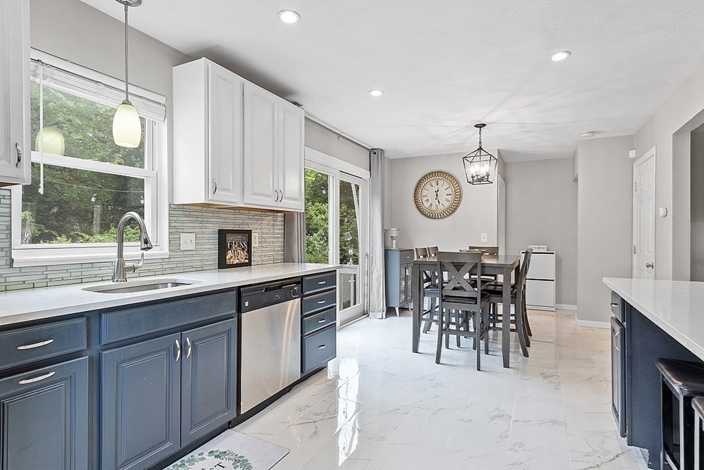 240 Acropolis Road Lowell, MA 01854 - Photo 7 of 22