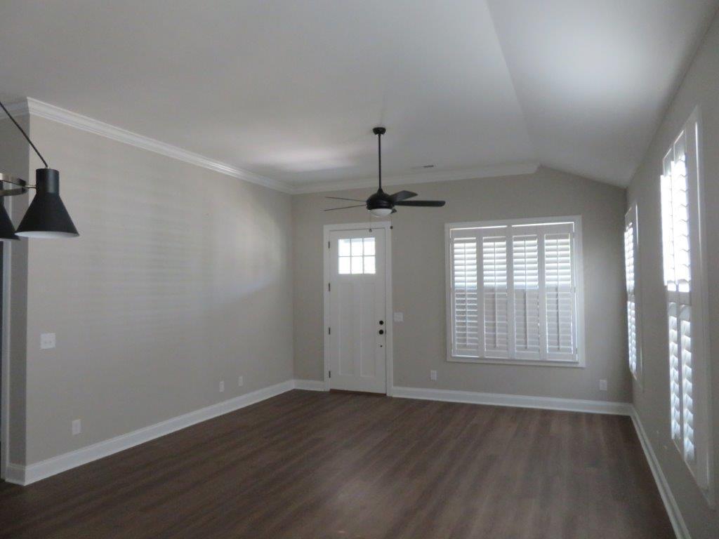 360 Pacer Lane Dalton, GA 30721 - Photo 3 of 18 IMG_7760