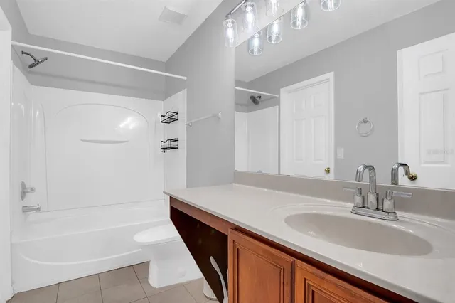 $390,000 | 13118 Honey Locust Drive, Orlando, FL 32828