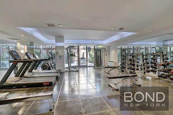 237 East 34th Street, Unit 1503 Manhattan, NY 10016 - Photo 21 of 24