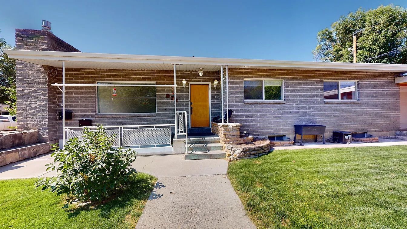 931 1st Street Elko, NV 89801 - Photo 2 of 39