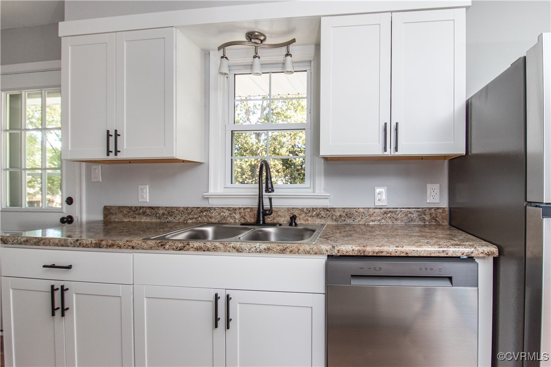 525 Cedar Level Road Hopewell, VA 23860 - Photo 8 of 28 Gallery Image 8