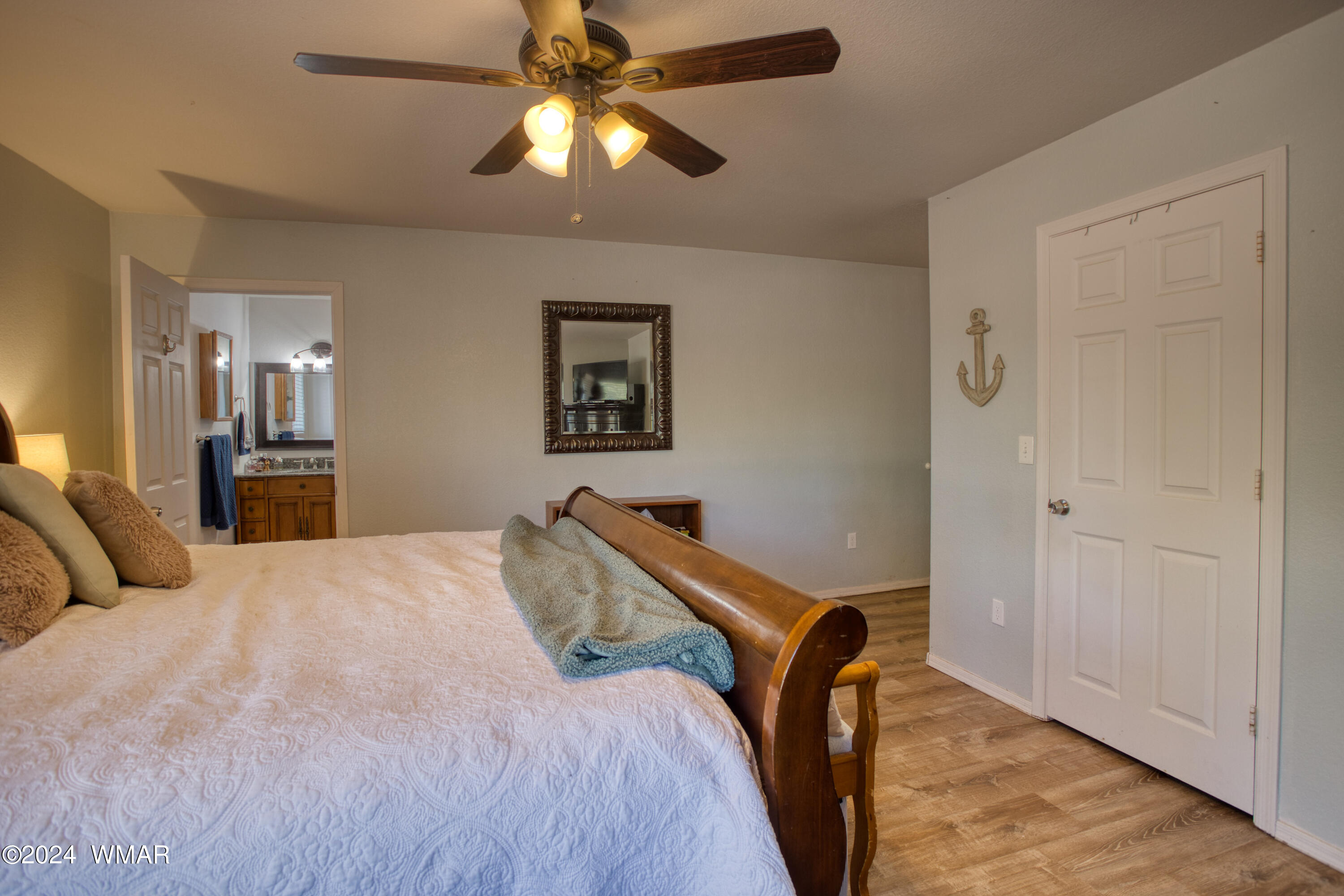 964 Cheney Ranch Loop Show Low, AZ 85901 - Photo 14 of 32 Master Suite addtl view