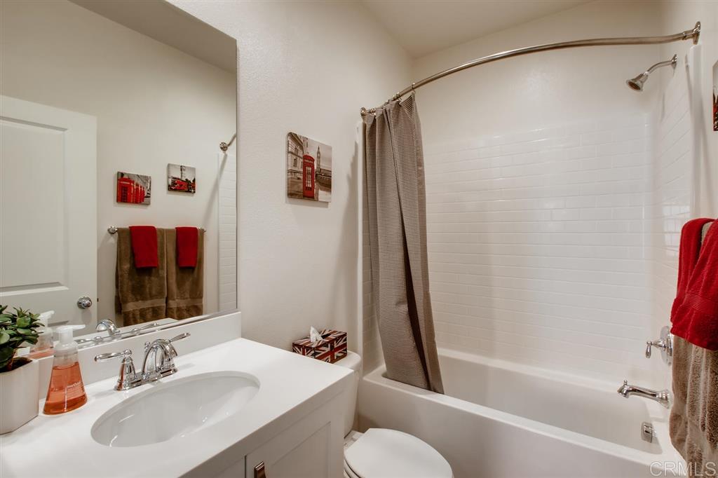 4102 Via Del Rey Oceanside, CA 92057 - Photo 12 of 24