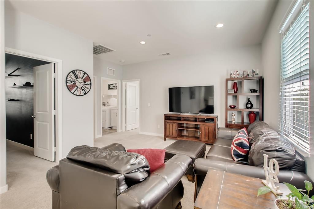 4102 Via Del Rey Oceanside, CA 92057 - Photo 15 of 24