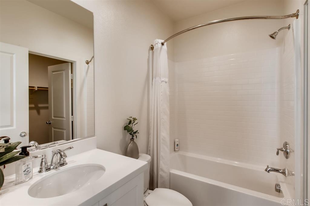 4102 Via Del Rey Oceanside, CA 92057 - Photo 10 of 24