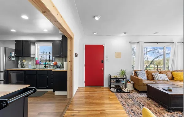 $2,200 | 111 South Perry Street, Denver, CO 80219