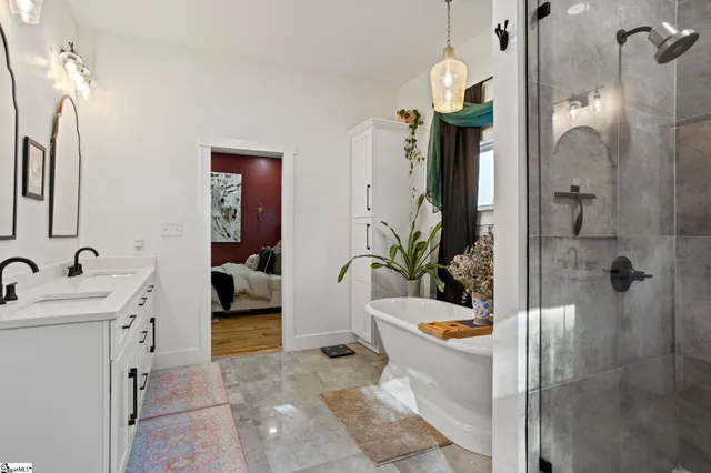 $725,000 | 25 Traction Street, Greenville, SC 29611