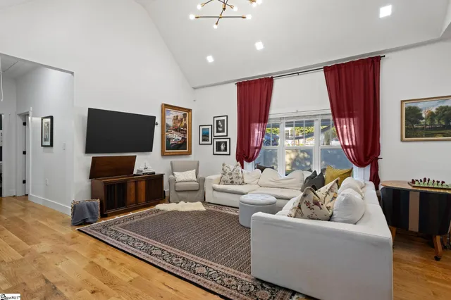 $725,000 | 25 Traction Street, Greenville, SC 29611