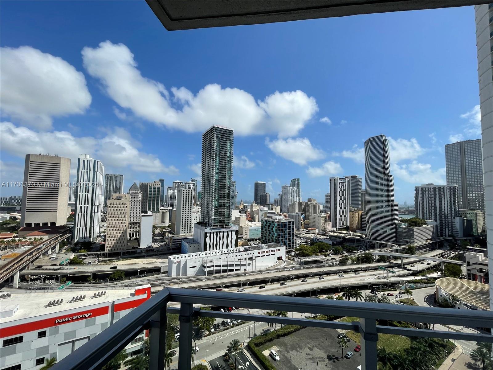 90 Southwest 3rd Street, Unit 2505 Miami, FL 33130 - Photo 11 of 36