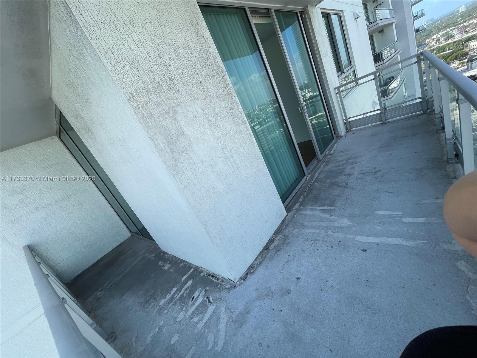 90 Southwest 3rd Street, Unit 2505 Miami, FL 33130 - Photo 28 of 36