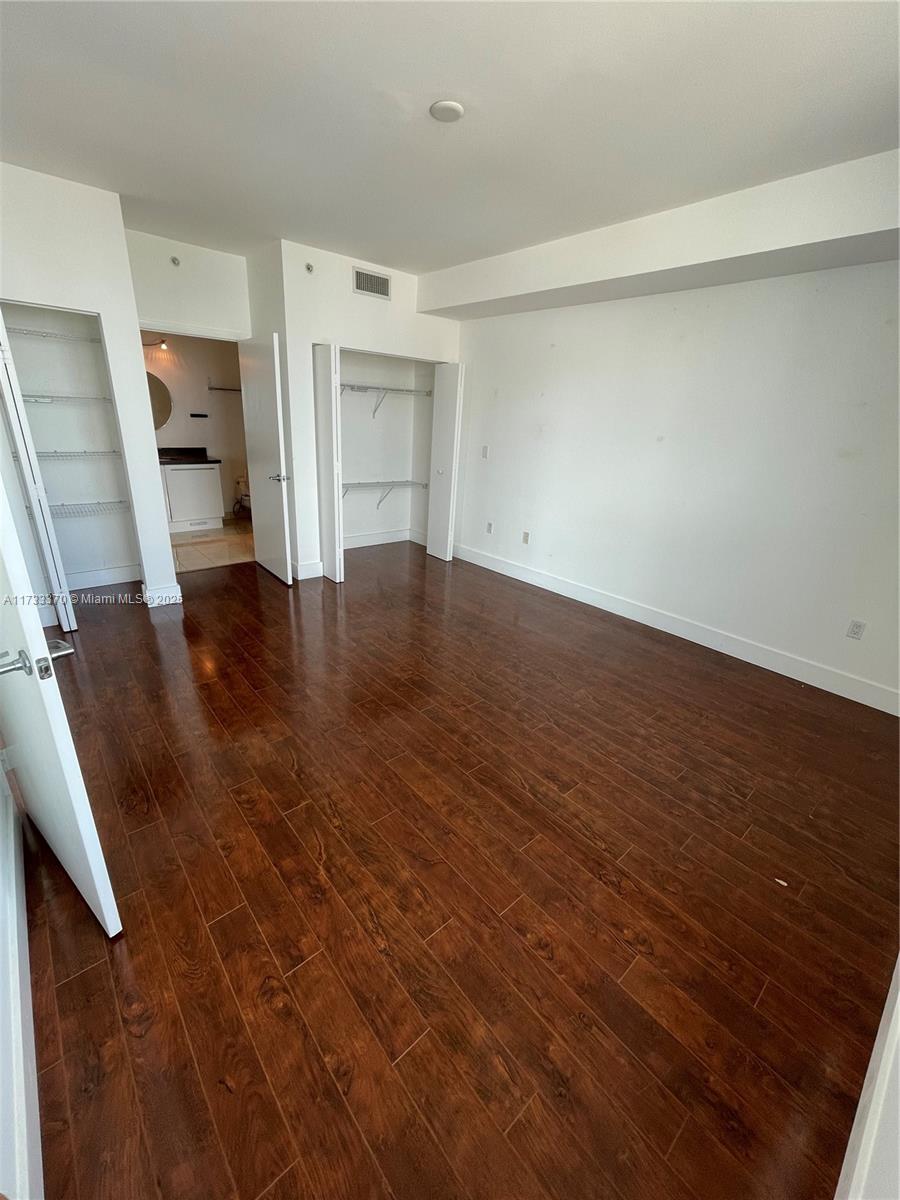 90 Southwest 3rd Street, Unit 2505 Miami, FL 33130 - Photo 32 of 36