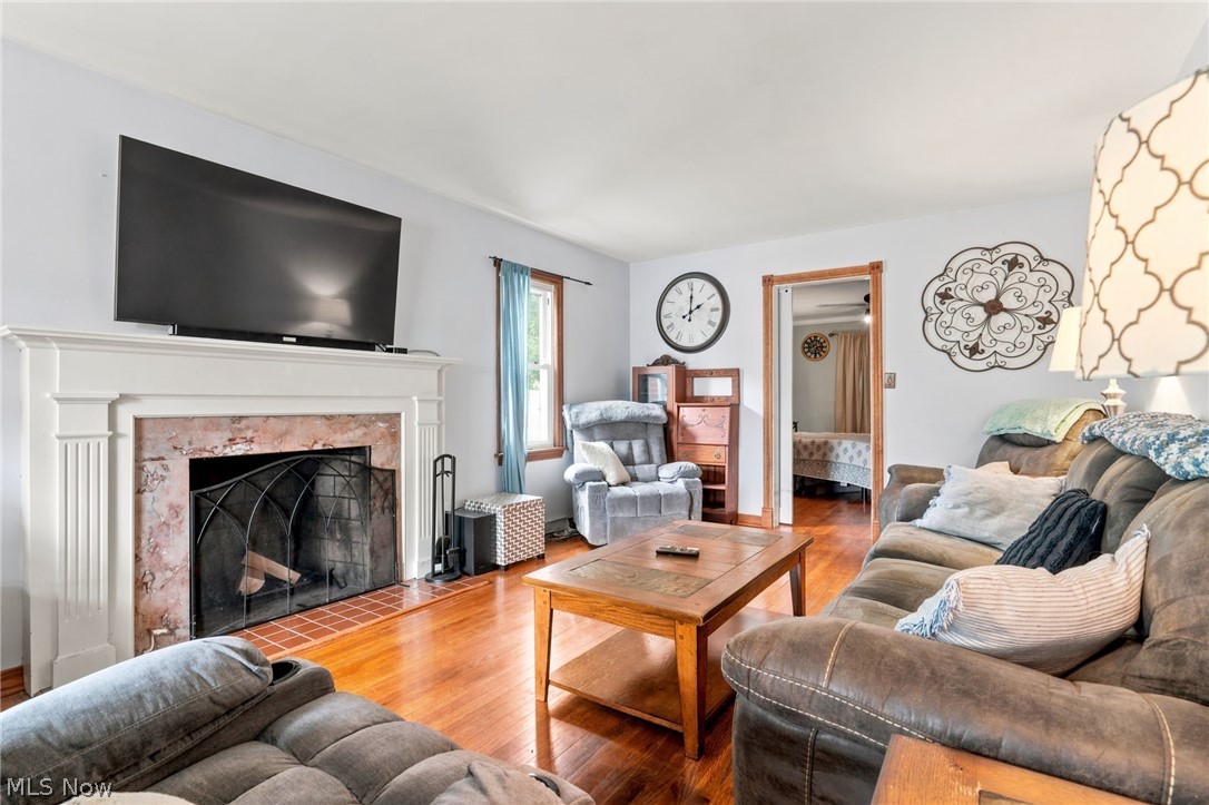 1695 Wiltshire Road Akron, OH 44313 - Photo 8 of 42
