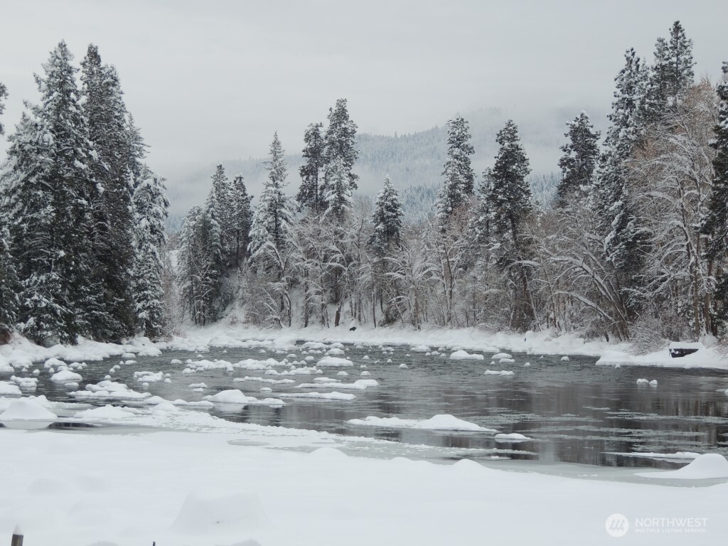 9291 Pakascwa Road Peshastin, WA 98847 - Photo 5 of 38 a view of a snow on the side of the road