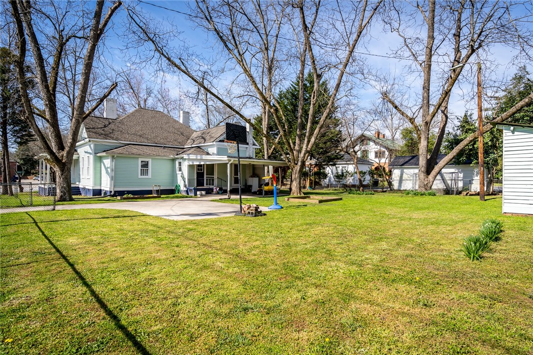 809 East River Street Anderson, SC 29624 - Photo 29 of 31 Gallery Image 29