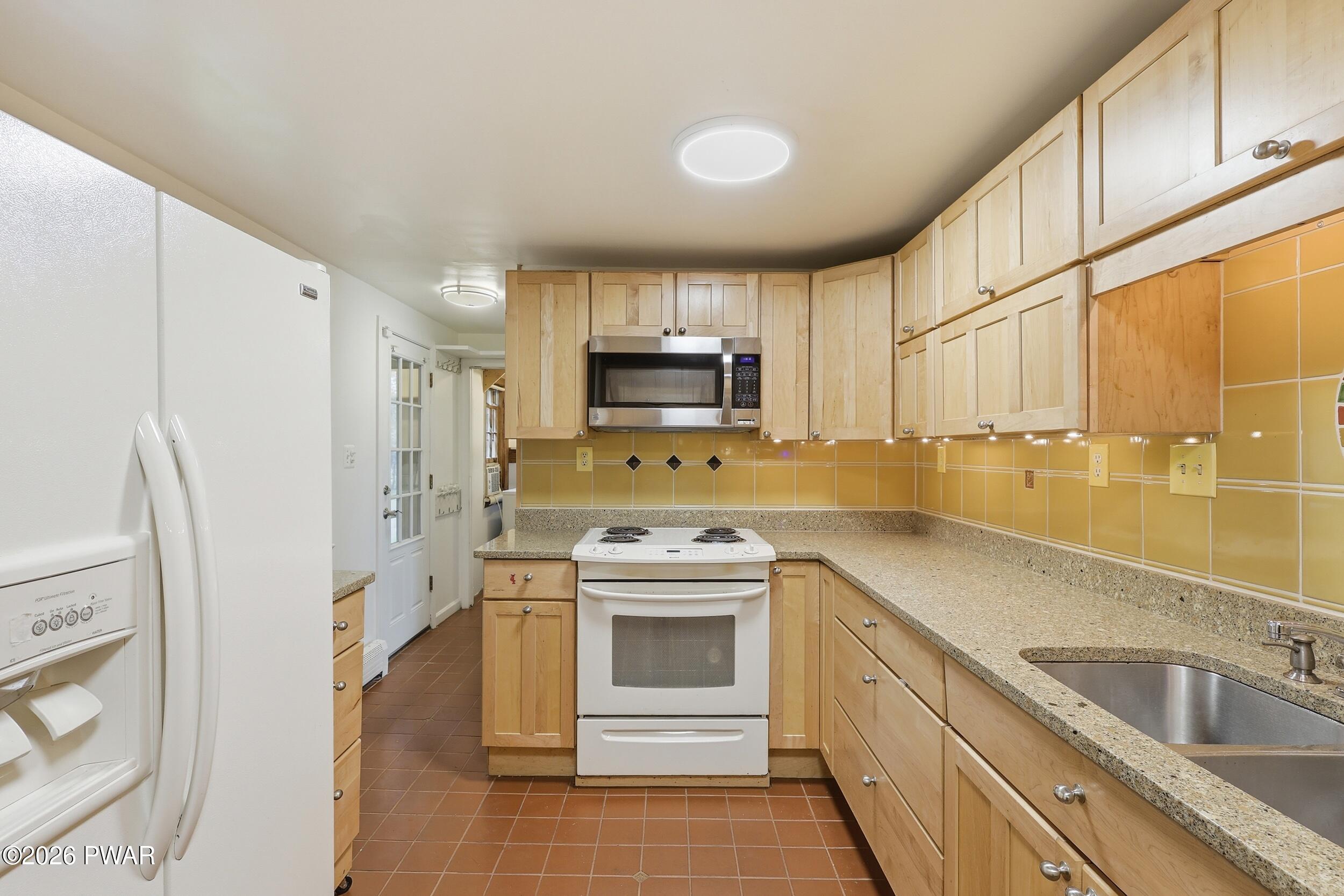 489 Calkins Road Milanville, PA 18443 - Photo 25 of 84 Kitchen