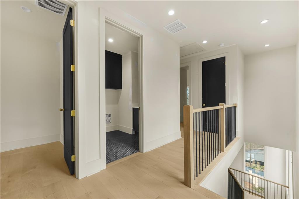 3214 Osborne Road Northeast Atlanta, GA 30319 - Photo 20 of 41 a view of entryway with livingroom