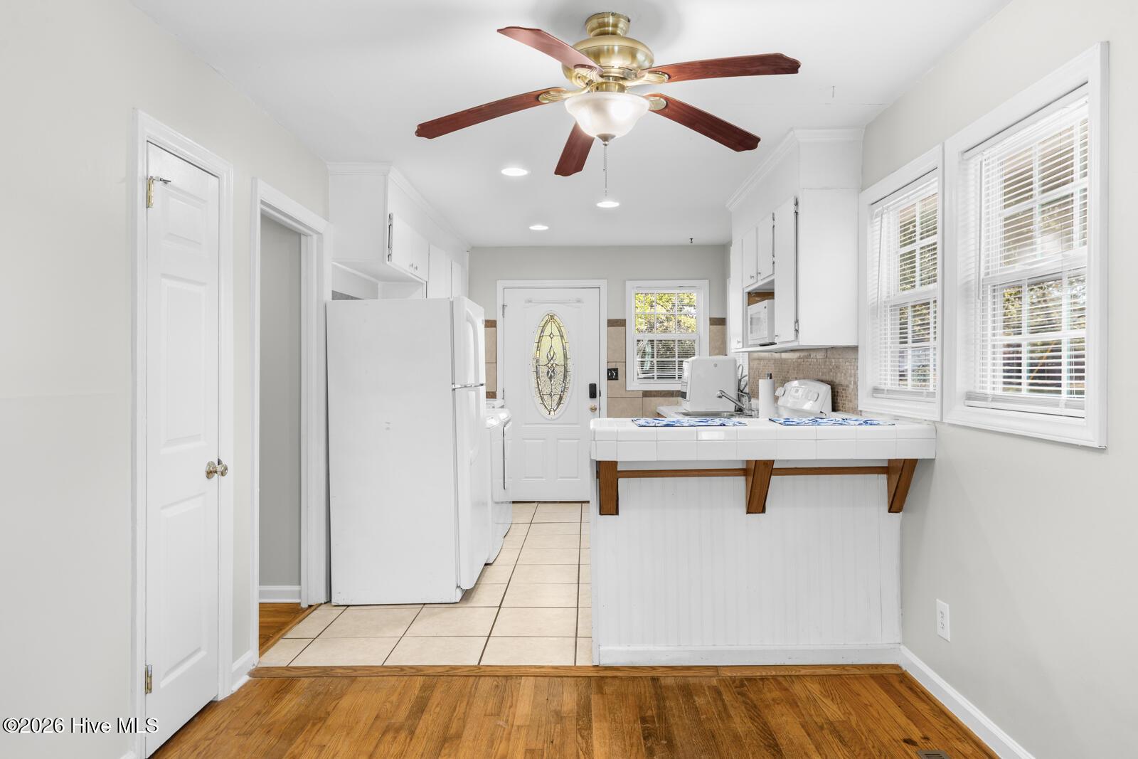 209 Dewitt Street Jacksonville, NC 28540 - Photo 7 of 23 Dining area / Kitchen