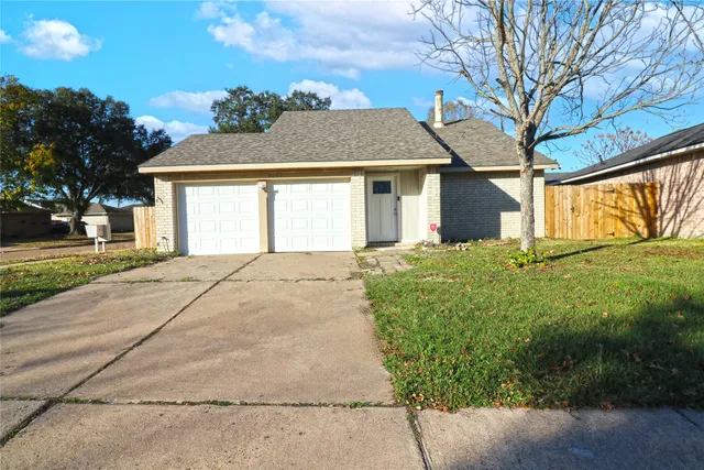 $1,850 | 7603 Loro Linda Drive, Houston, TX 77083