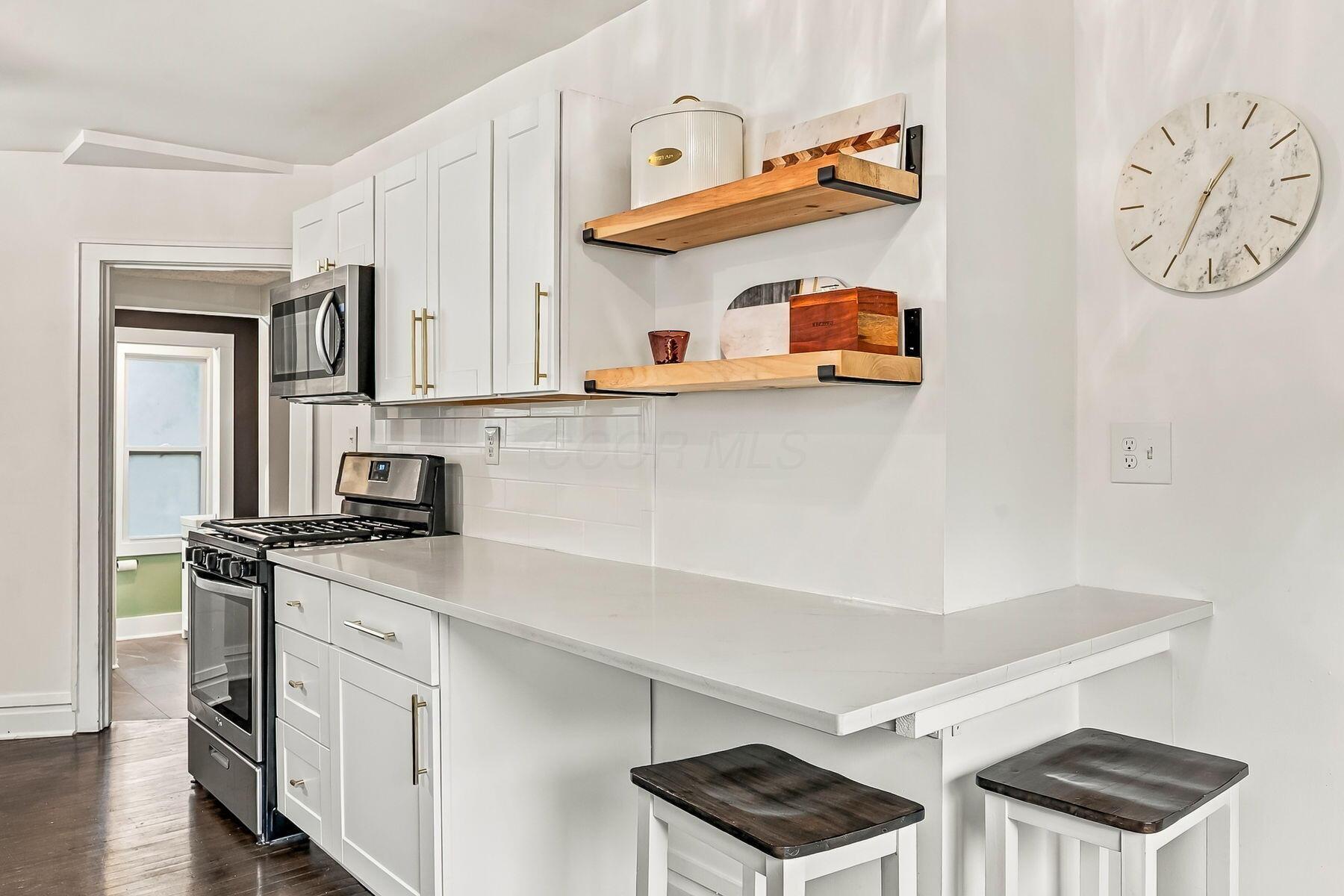 28-web-or-mls-794 Gladden Rd-128