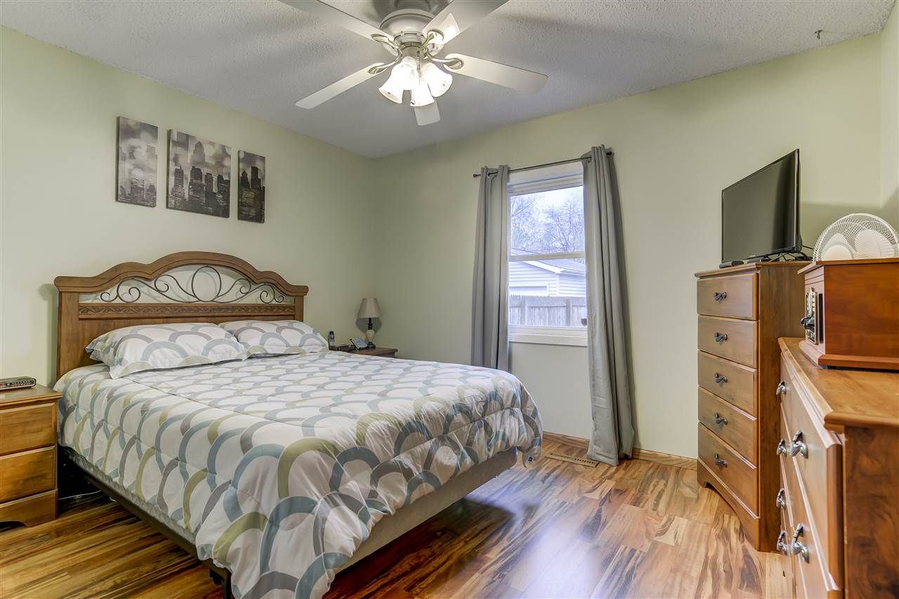 2101 Scarbrough Road Springfield, IL 62702 - Photo 15 of 35