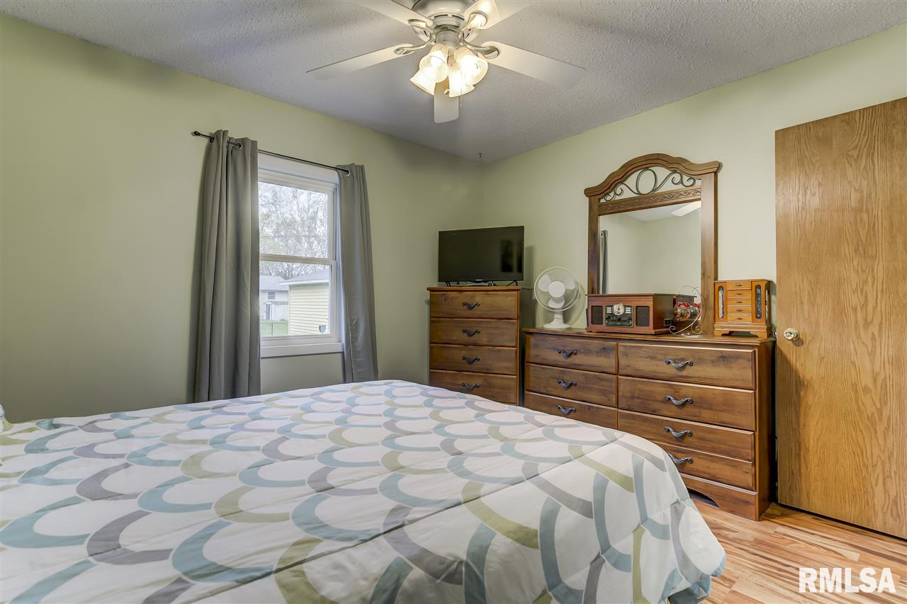 2101 Scarbrough Road Springfield, IL 62702 - Photo 18 of 35