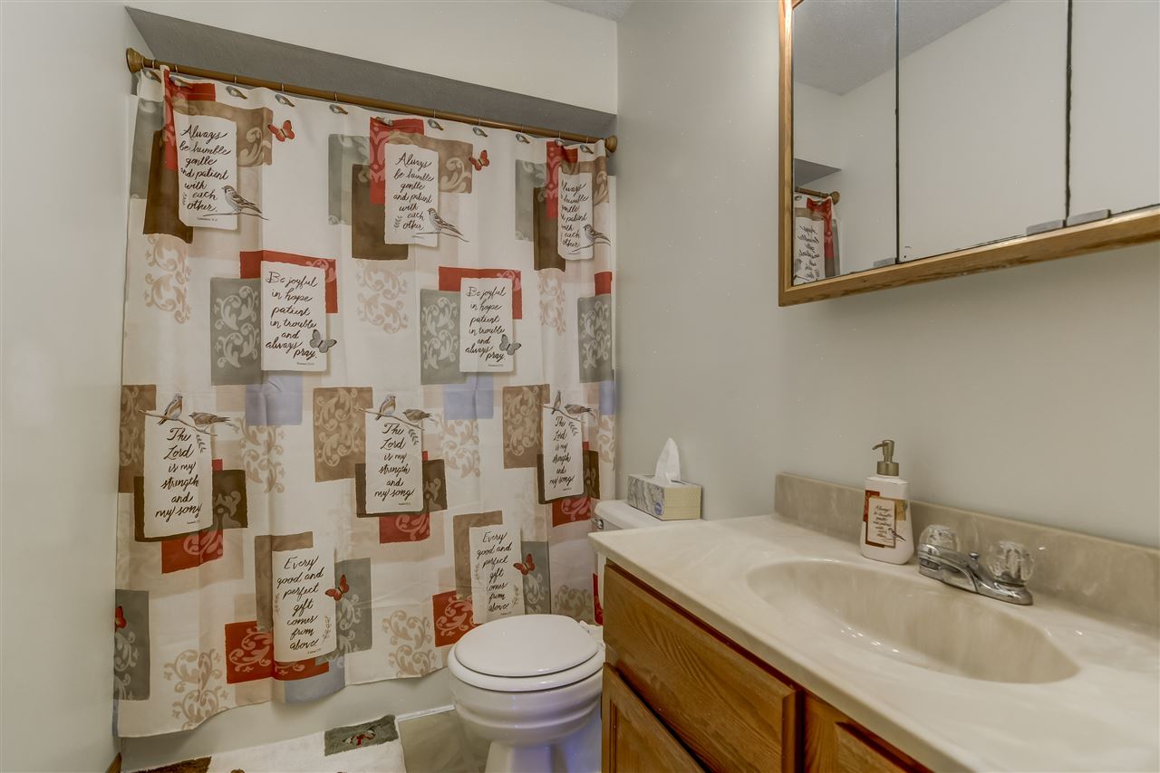 2101 Scarbrough Road Springfield, IL 62702 - Photo 23 of 35