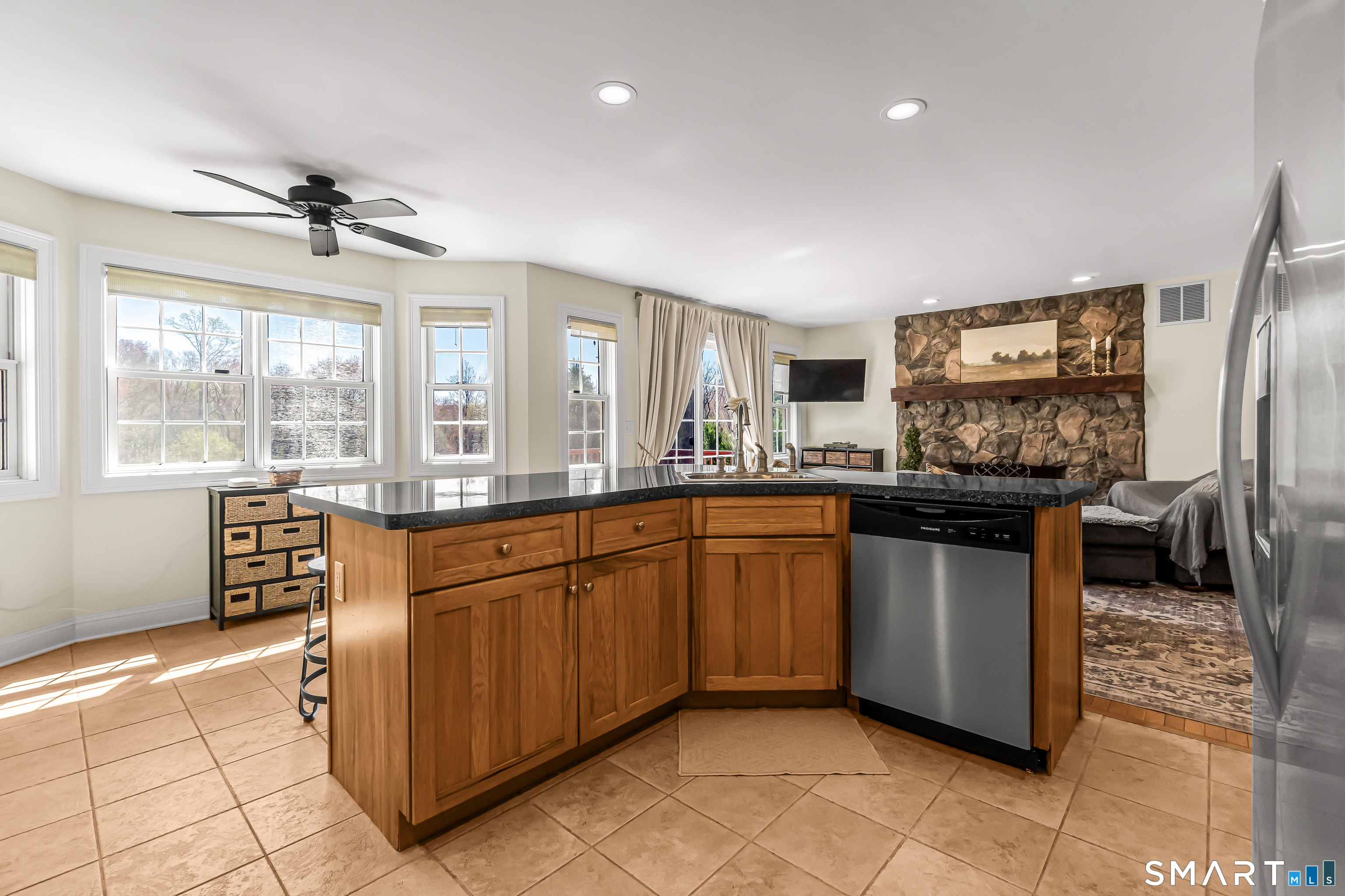 124 Luke Hill Road Bethany, CT 06524 - Photo 13 of 40