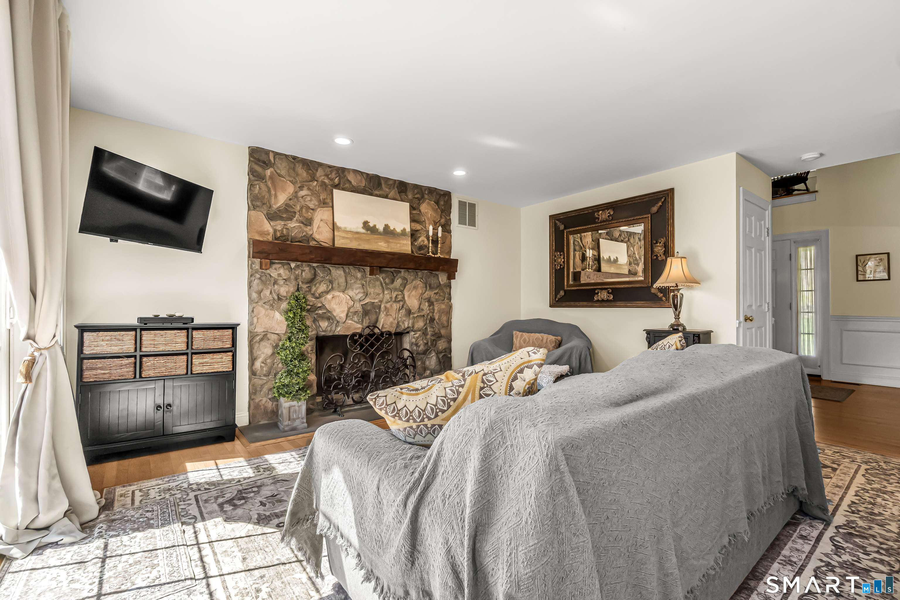 124 Luke Hill Road Bethany, CT 06524 - Photo 15 of 40