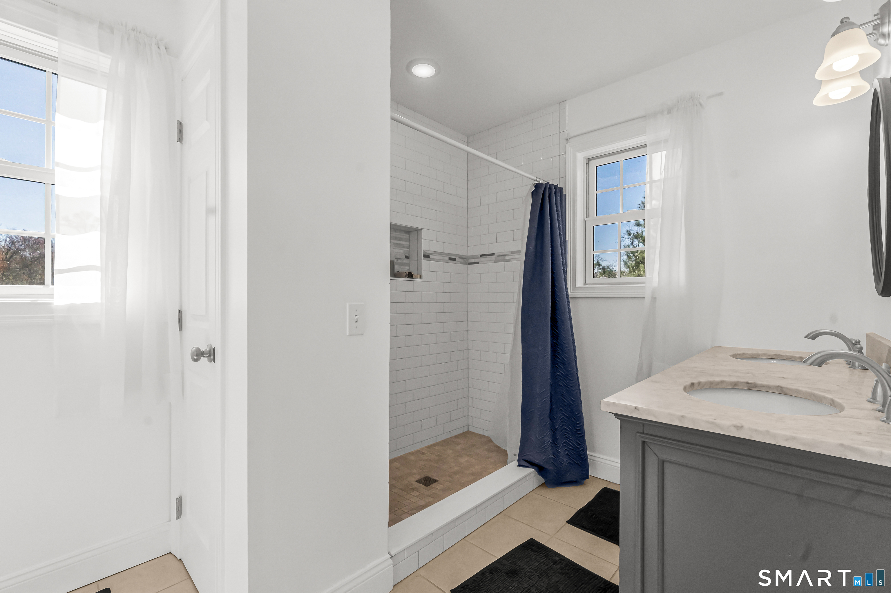 124 Luke Hill Road Bethany, CT 06524 - Photo 19 of 40