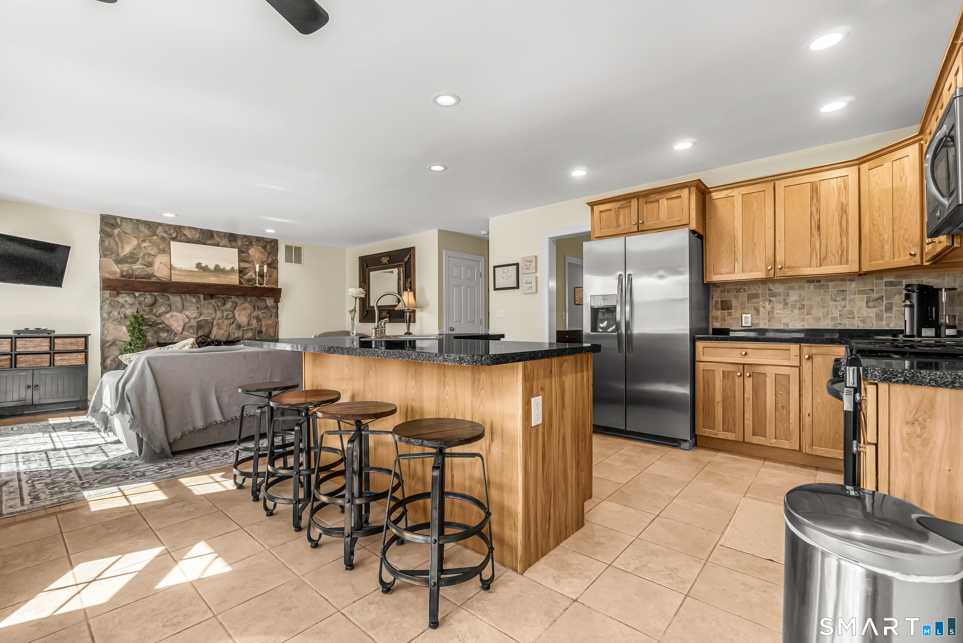 124 Luke Hill Road Bethany, CT 06524 - Photo 9 of 40
