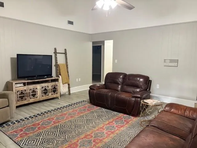 $385,000 | 5302 Bright Star Trail, Arlington, TX 76017