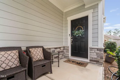 a view of entryway