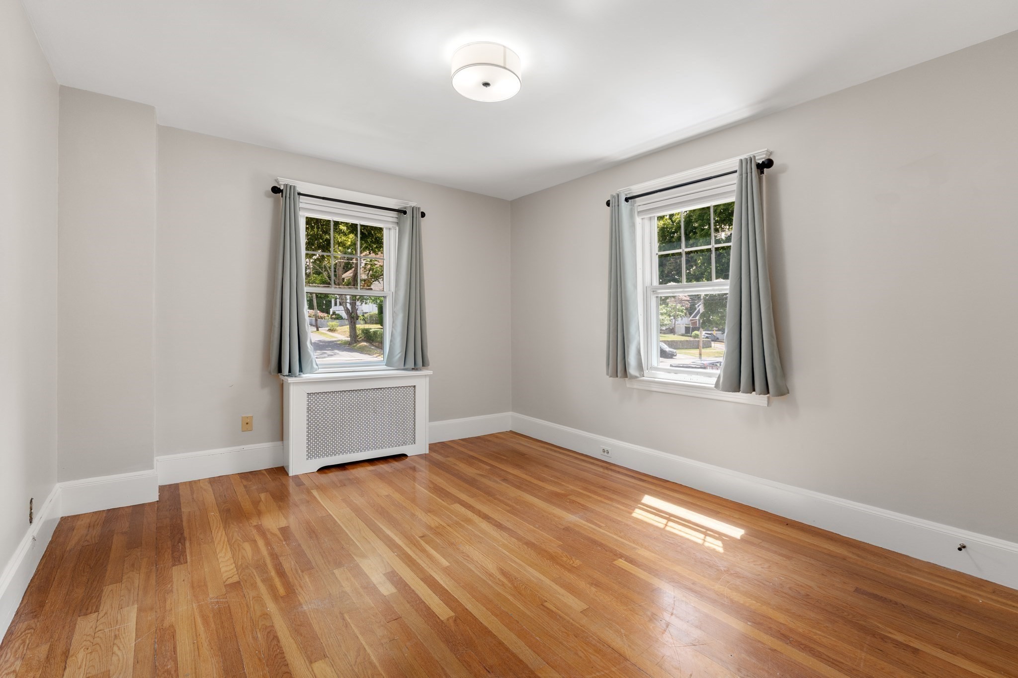 1200 Brook Road Milton, MA 02186 - Photo 14 of 27 Gallery Image 14