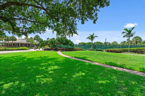 $20,000 | 6204 Celadon Circle, Palm Beach Gardens, FL 33418
