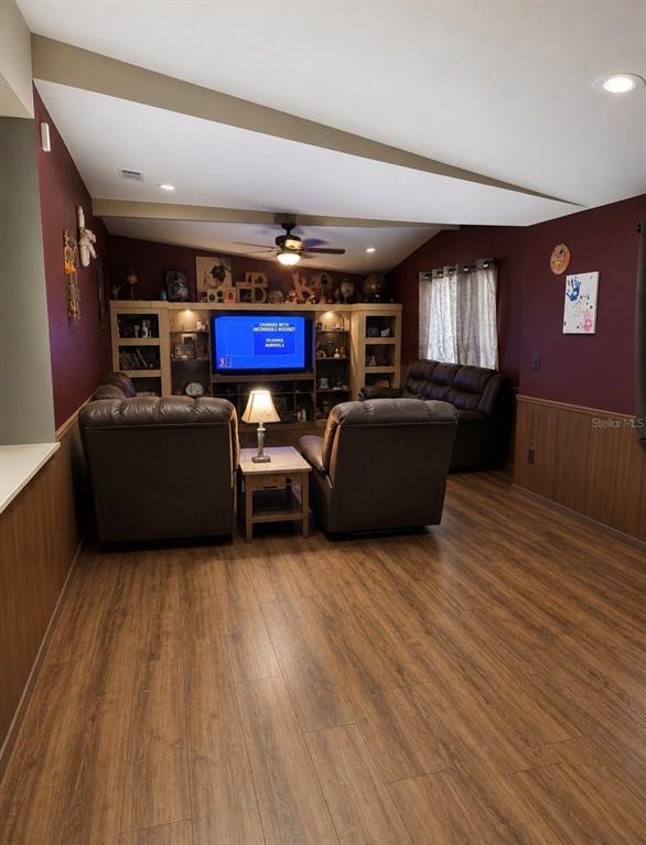 26106 Fishermans Road Paisley, FL 32767 - Photo 4 of 6