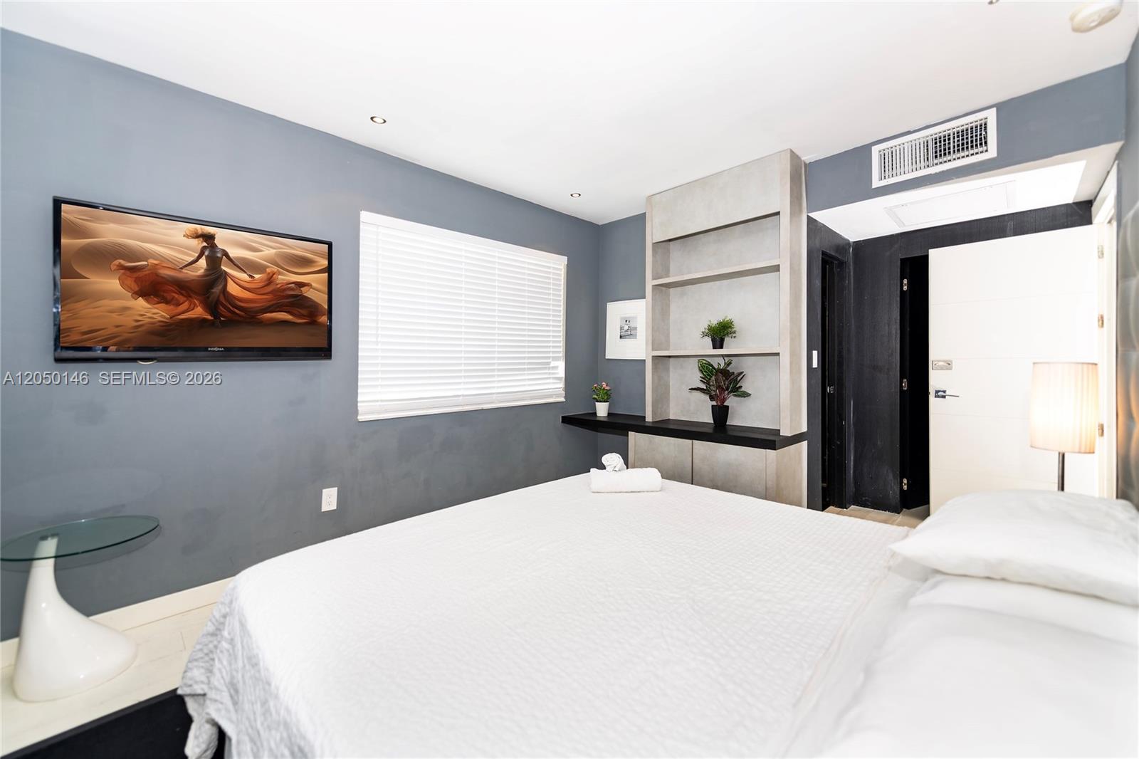 550 Michigan Avenue, Unit 2 Miami Beach, FL 33139 - Photo 5 of 7