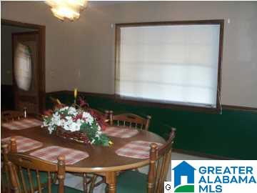 303 10th Street Clanton, AL 35045 - Photo 6 of 29