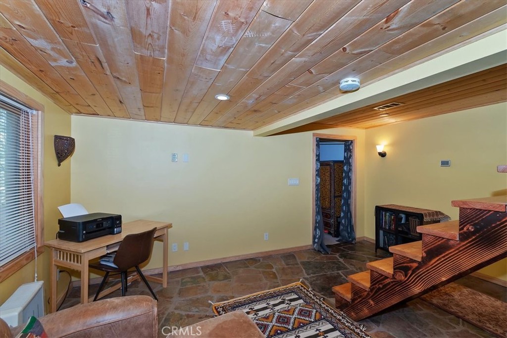 851 Cottage Grove Road Lake Arrowhead, CA 92352 - Photo 22 of 52