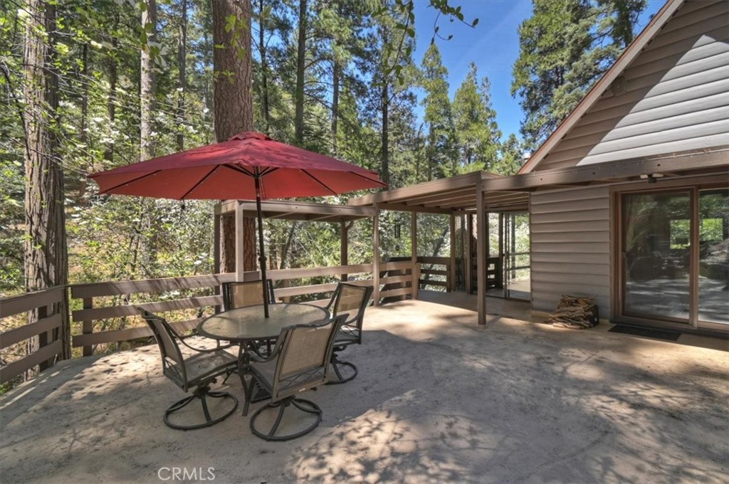 851 Cottage Grove Road Lake Arrowhead, CA 92352 - Photo 31 of 52