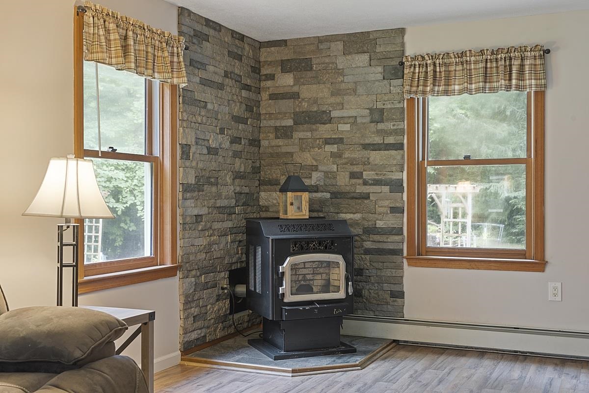 97 Johnson Road Danville, NH 03826 - Photo 11 of 40